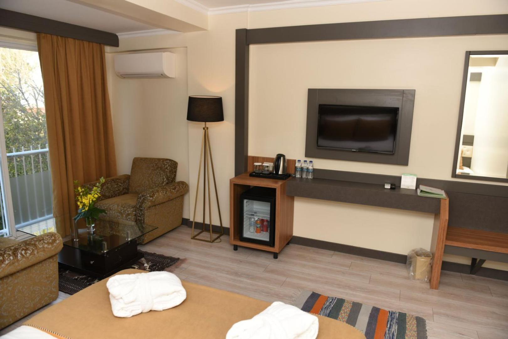 Lycus River Thermal Hotel Памуккале Екстериор снимка